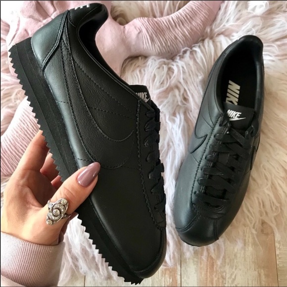 NWT Nike ID Cortez Custom Triple Black - Picture 3 of 8